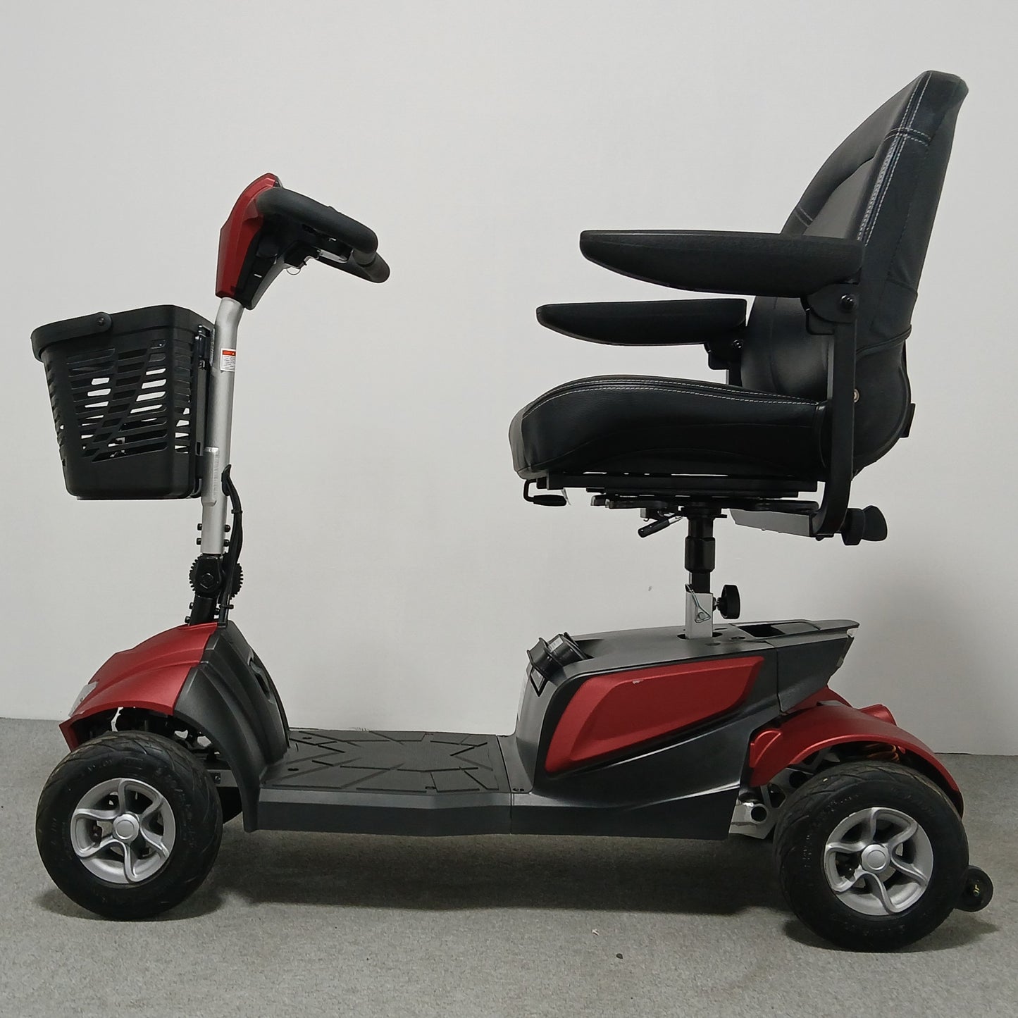 Motion Healthcare Aura (2025)