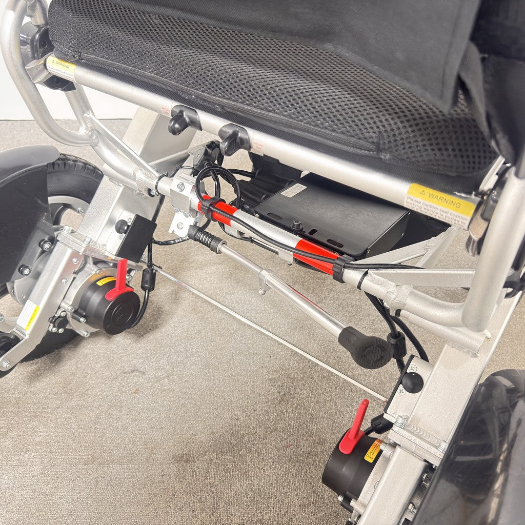 Motion Healthcare Foldalite Trekker
