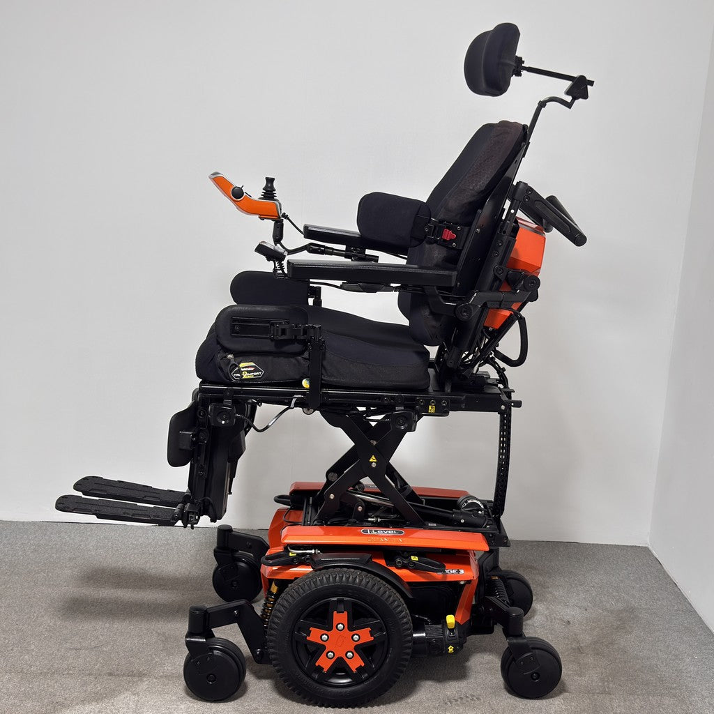 Quantum Rehab Stretto Edge 3