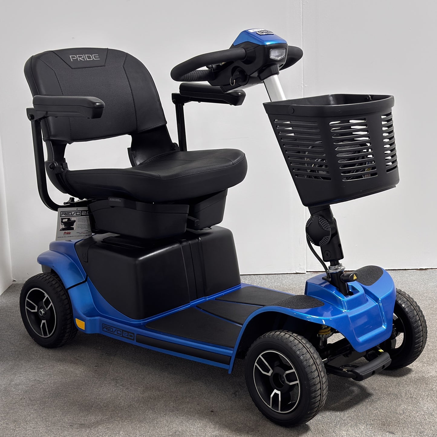 Pride Mobility Revo 2.0 (2022)