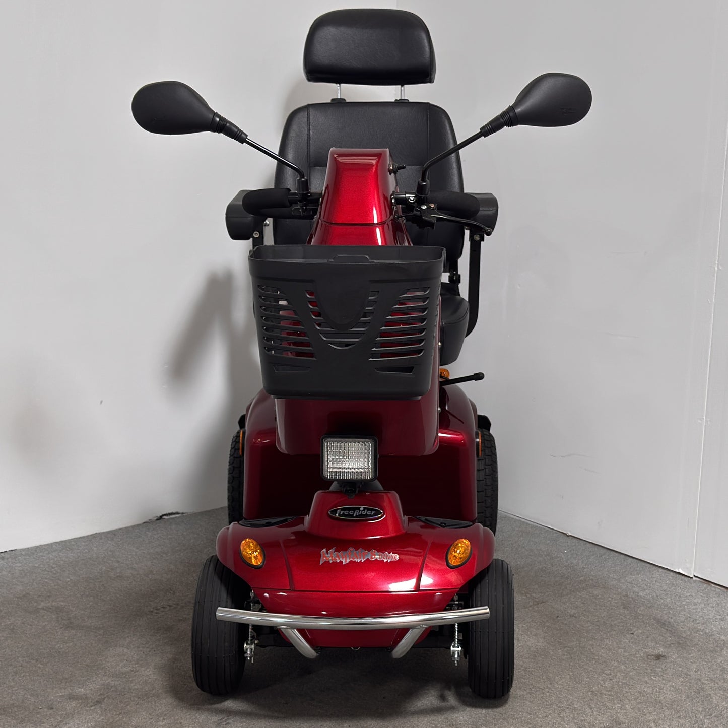 Freerider Mayfair 8 (2024)