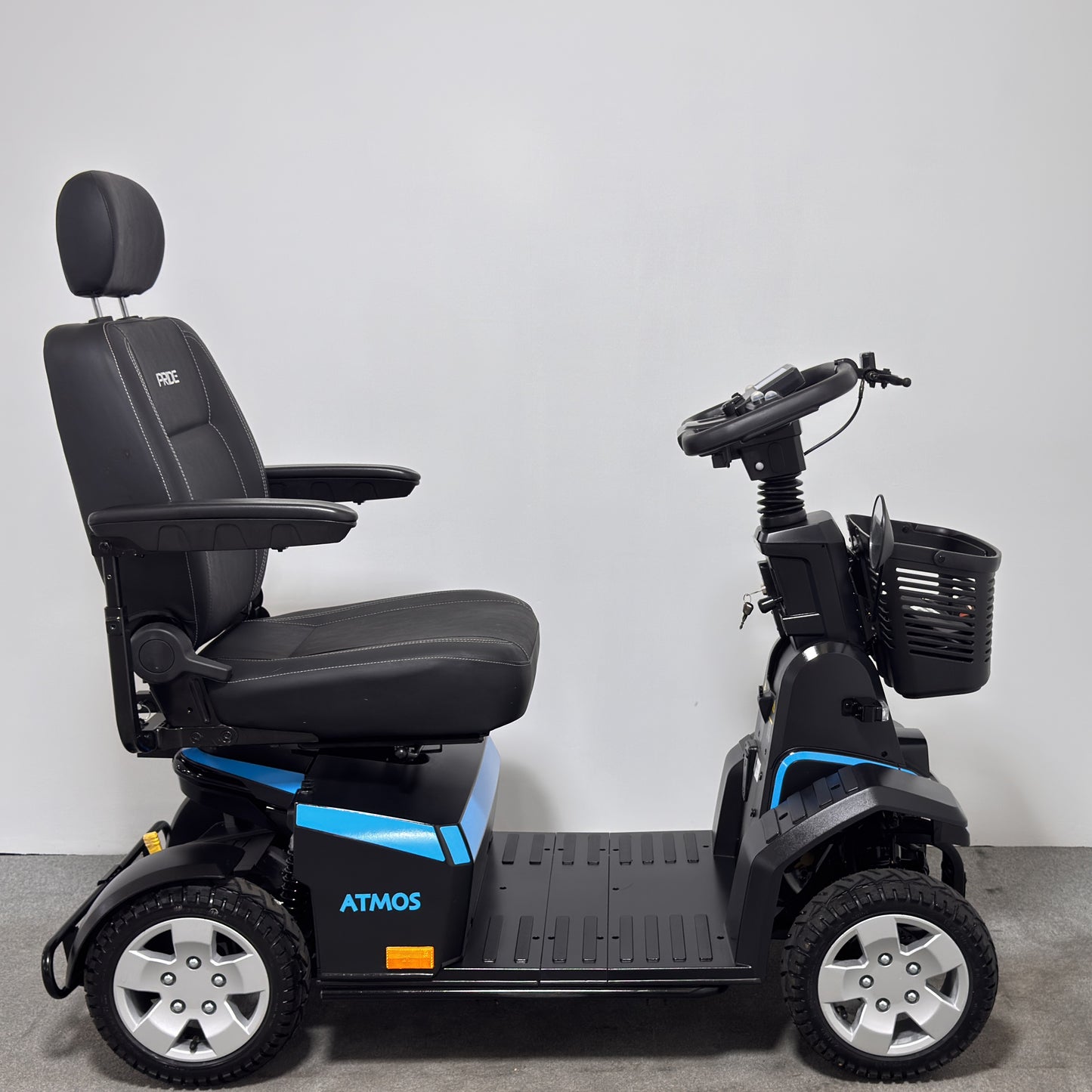 Pride Mobility Atmos (2025)