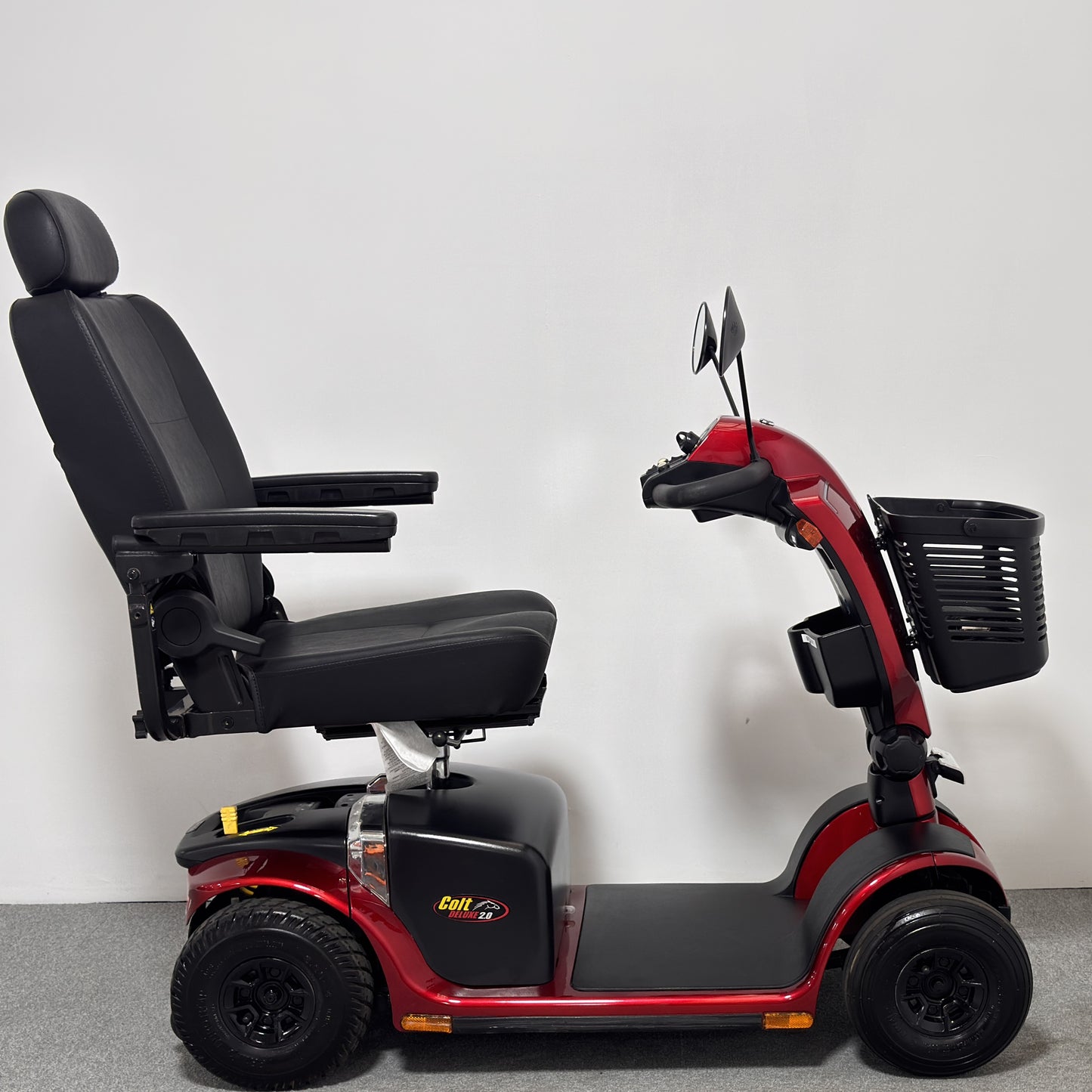 Pride Mobility Colt Deluxe 2.0 (2022)