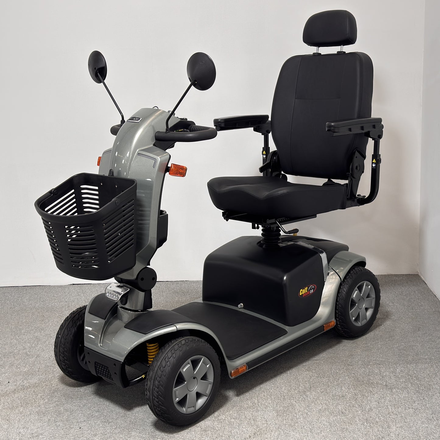 Pride Mobility Colt Deluxe 2.0 (2024)