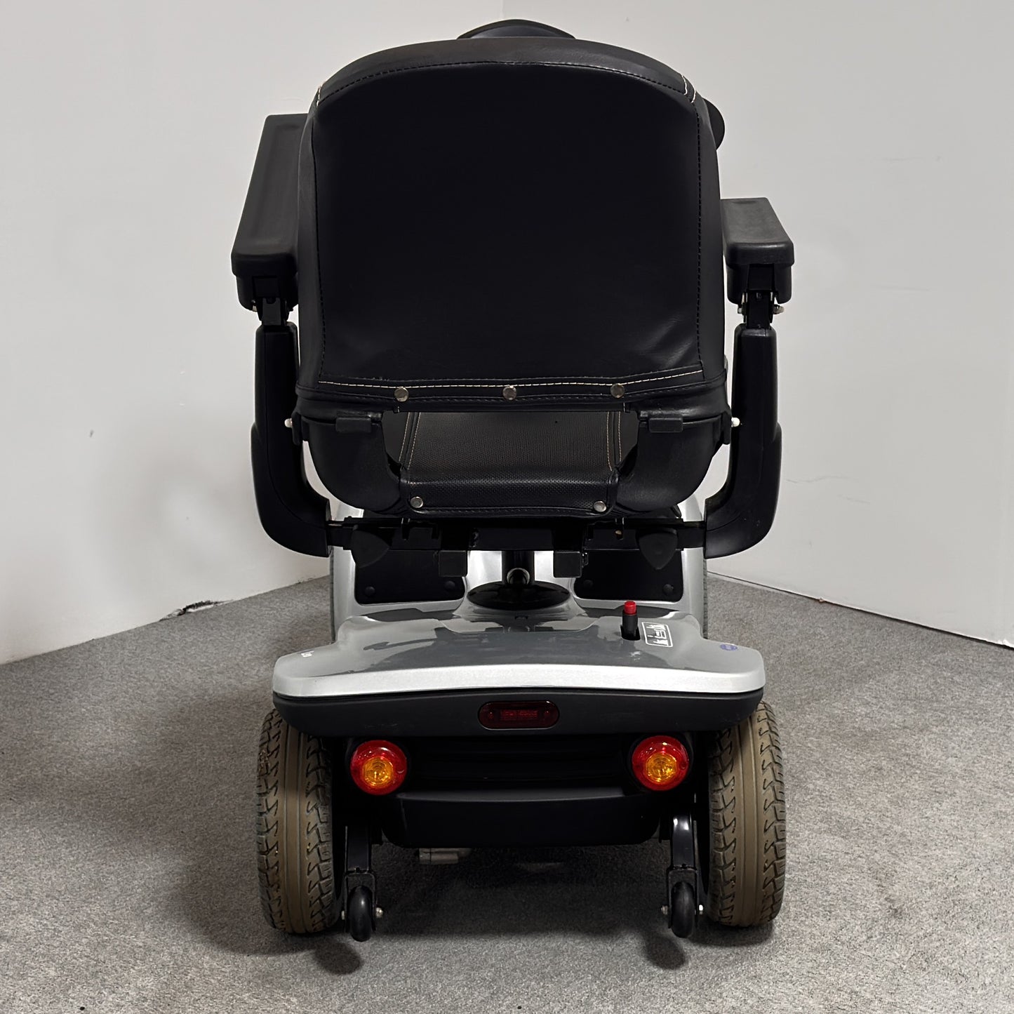 Invacare Leo (2022)