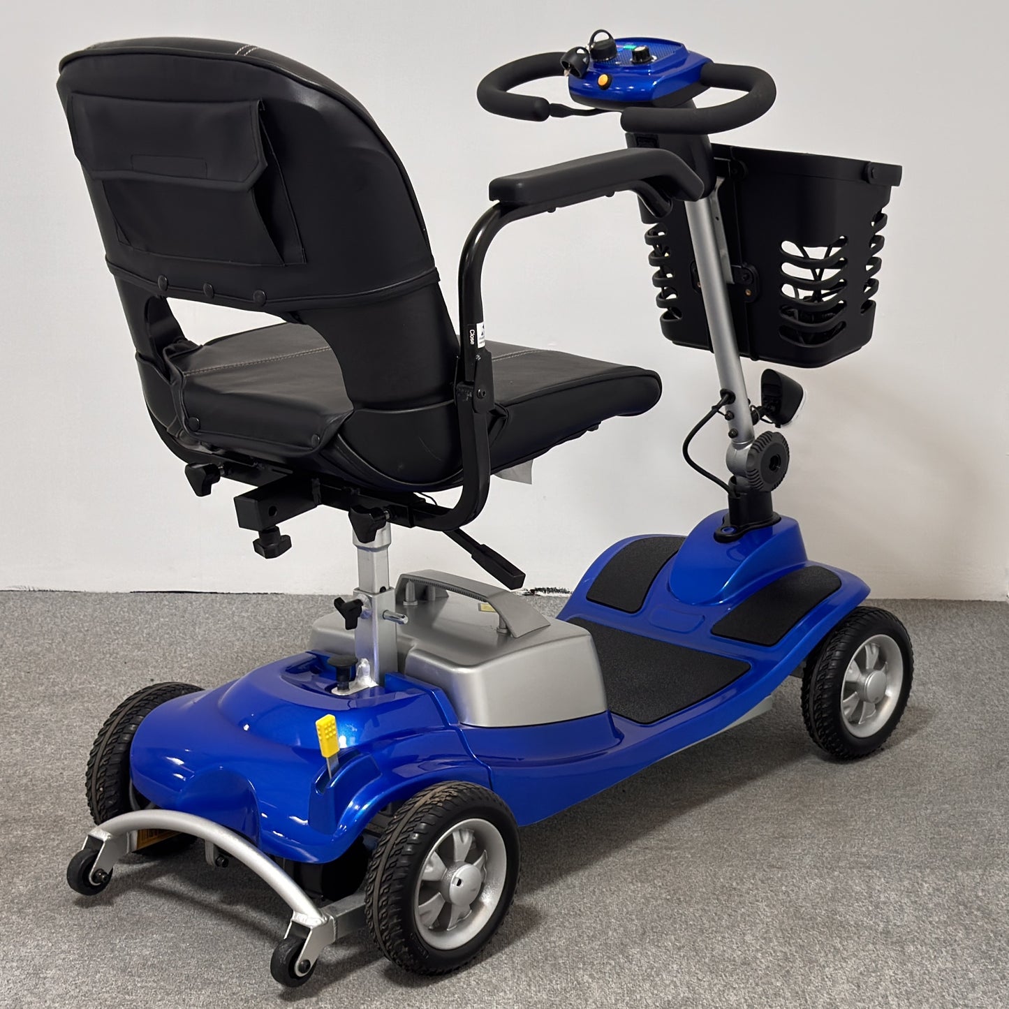 Komfi Rider Illusion (2024)