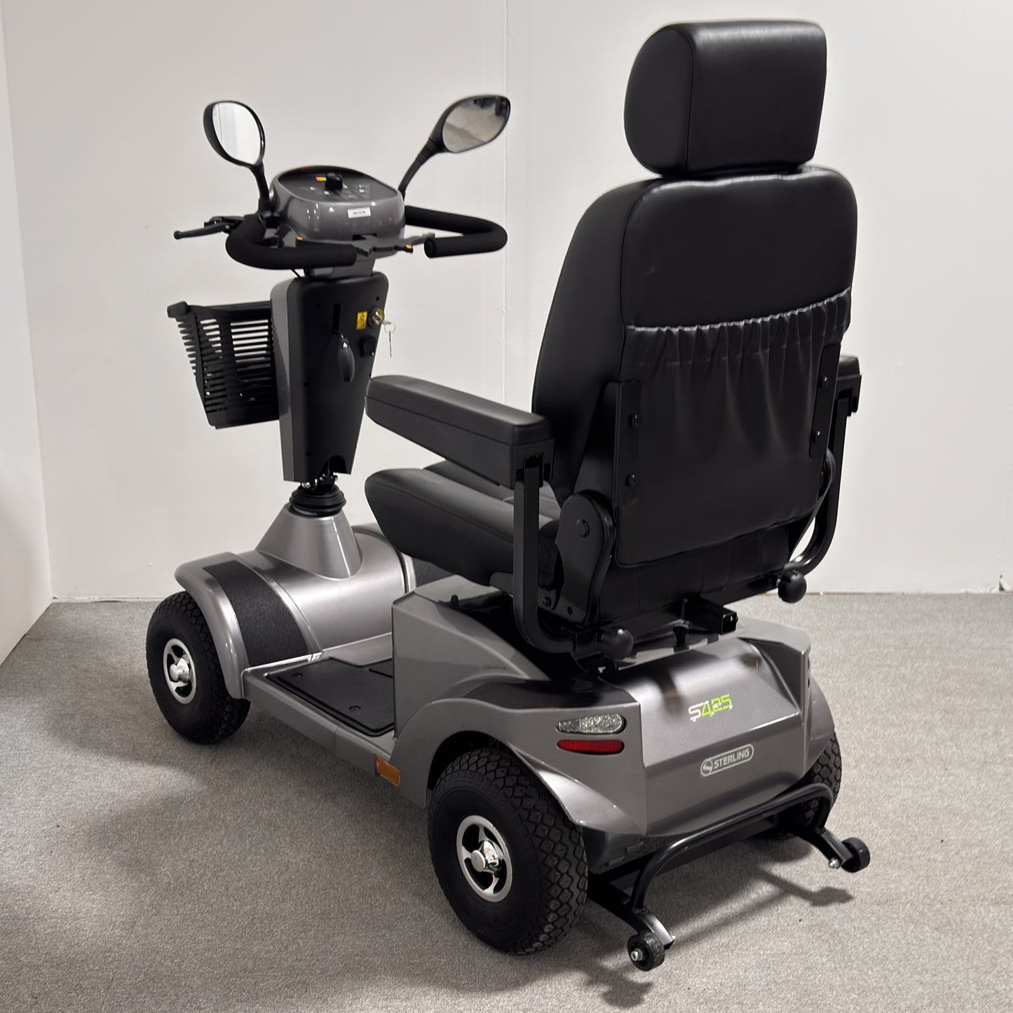 Sunrise Medical STERLING S425 (2023)