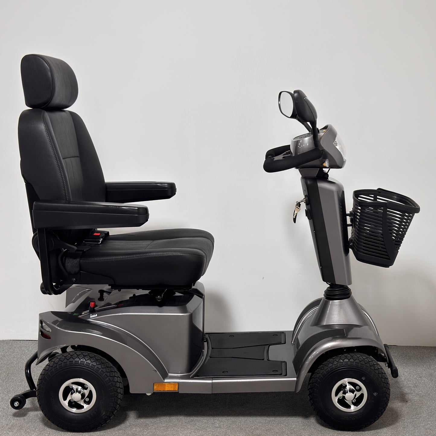 Sunrise Medical STERLING S425 (2023)