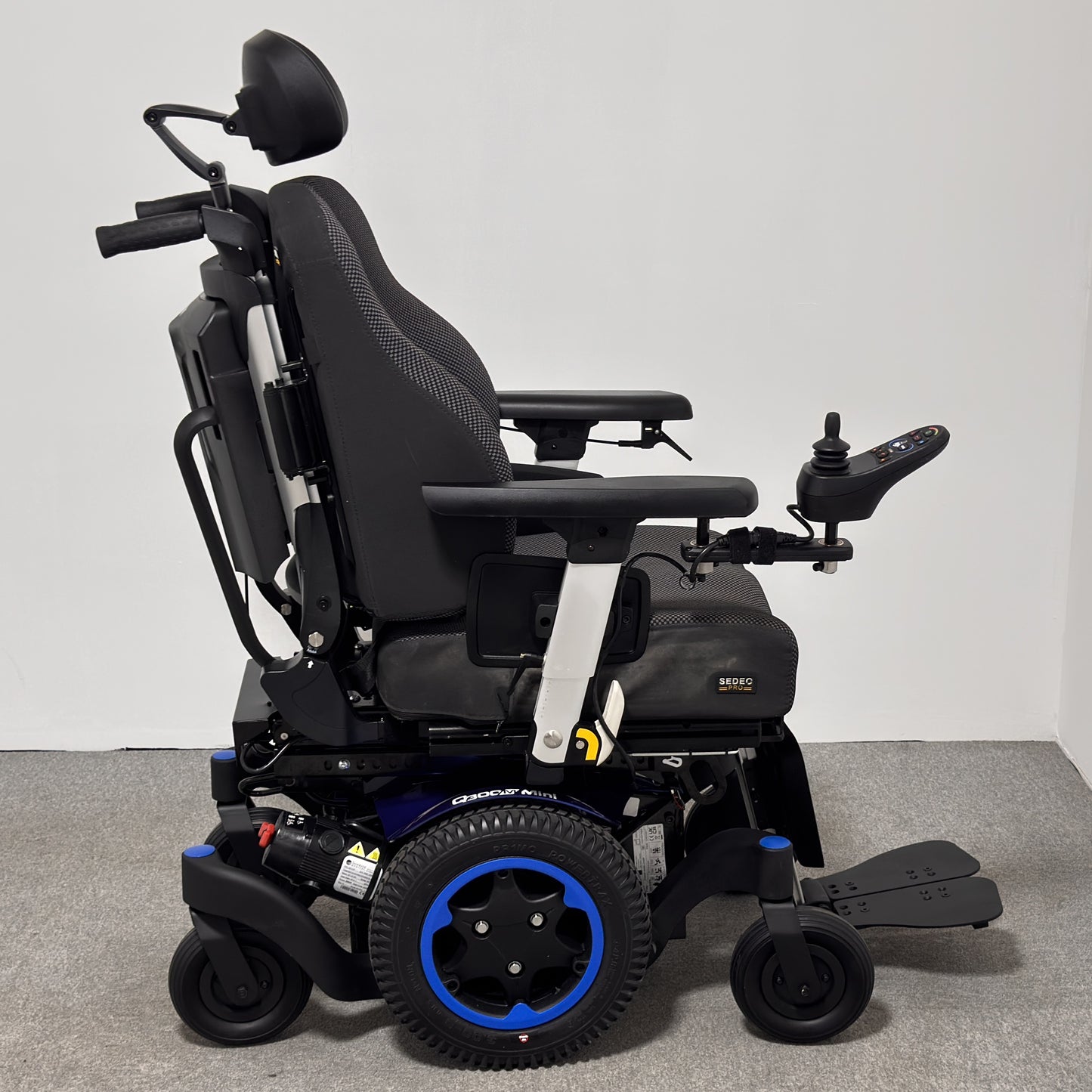 Sunrise Medical QUICKIE Q300 M Mini Sedeo Pro 2025
