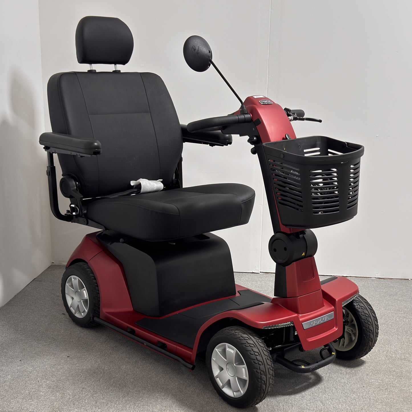 Pride Mobility Maxima (2025)