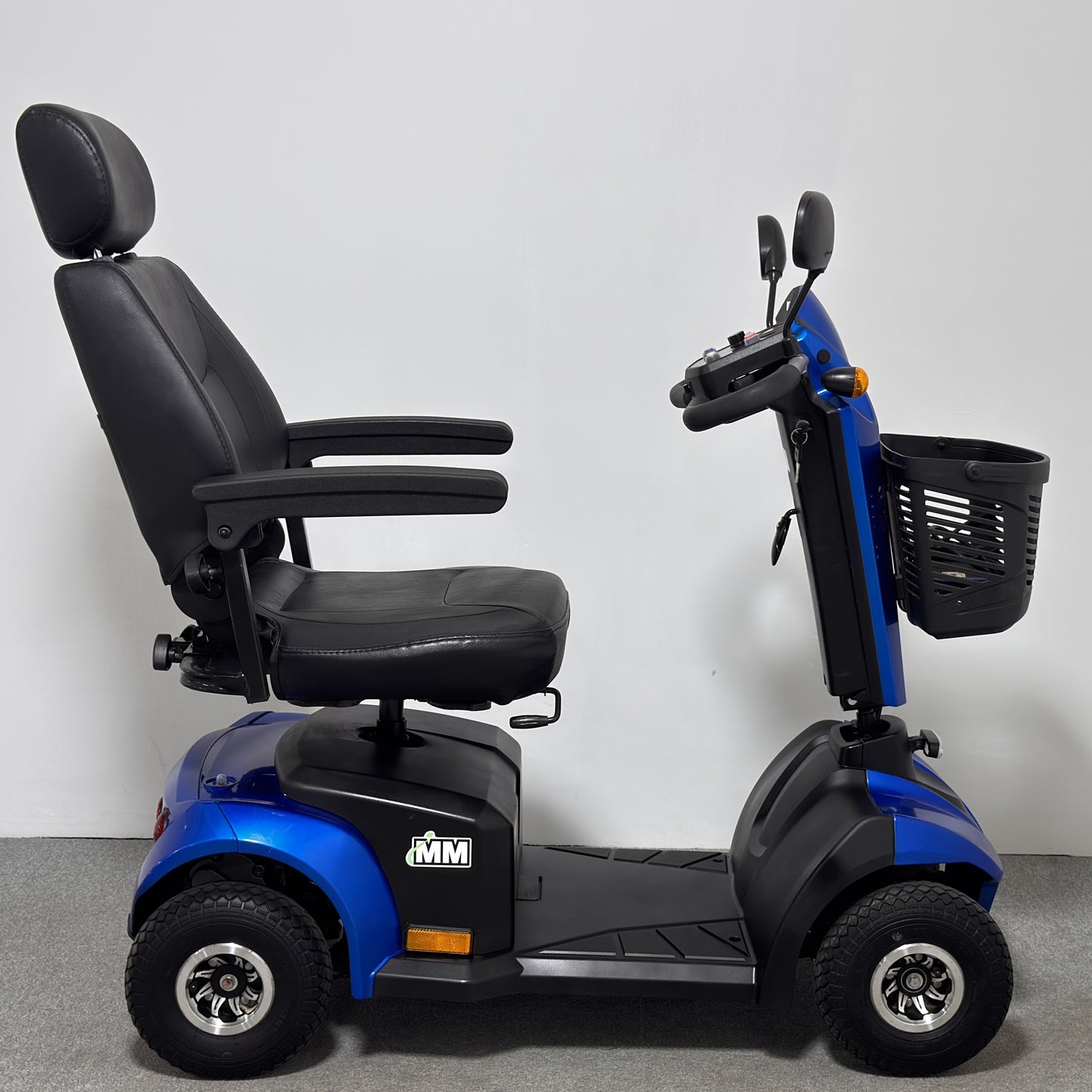 Monarch Mobility MM8 (2024)