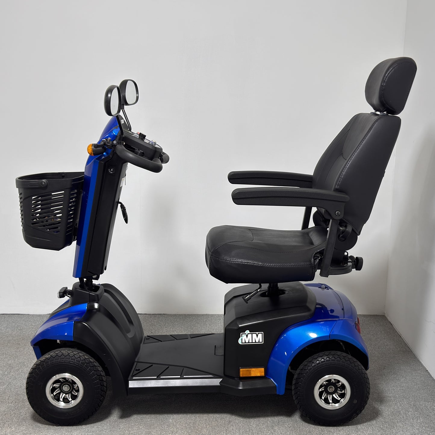 Monarch Mobility MM8 (2024)