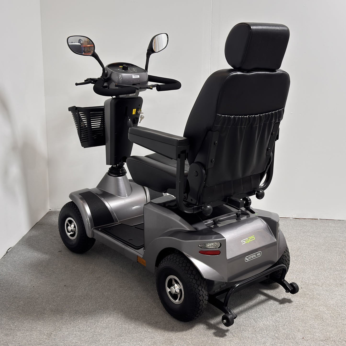 Sunrise Medical STERLING S425 (2023)