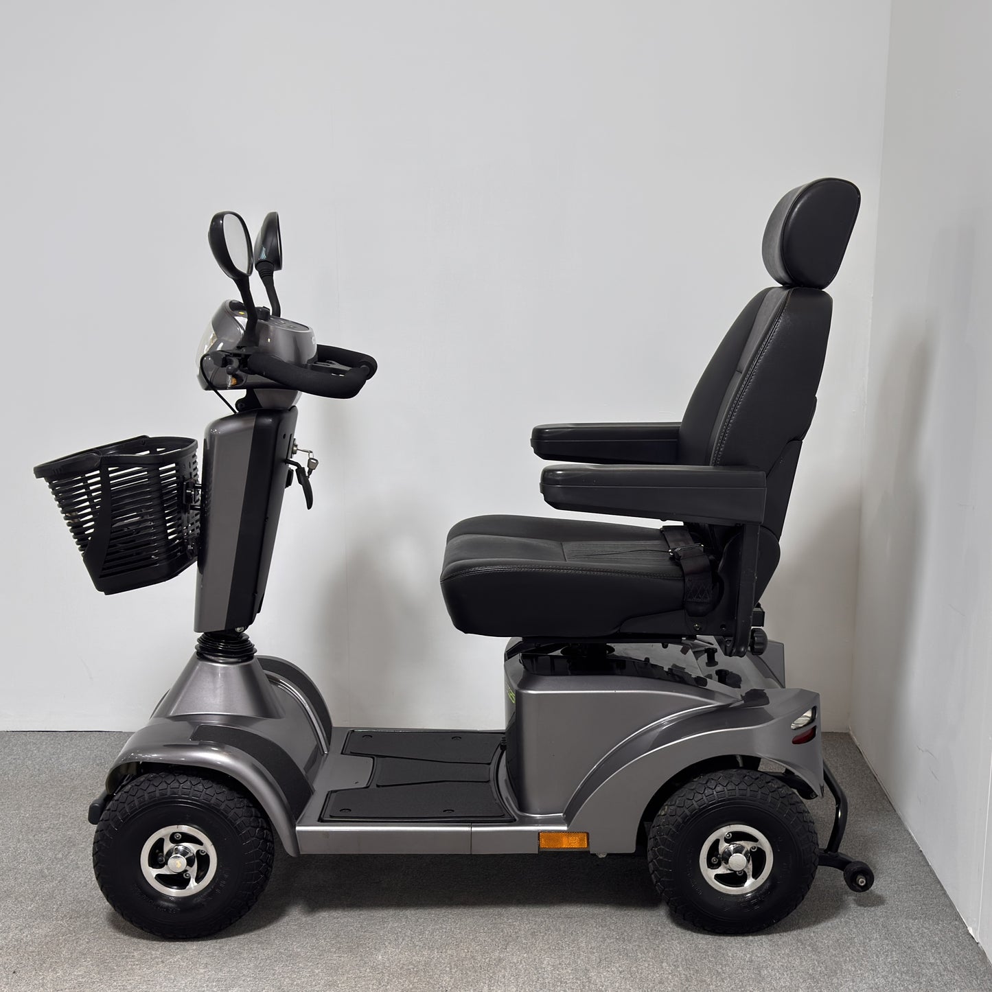 Sunrise Medical STERLING S425 (2023)