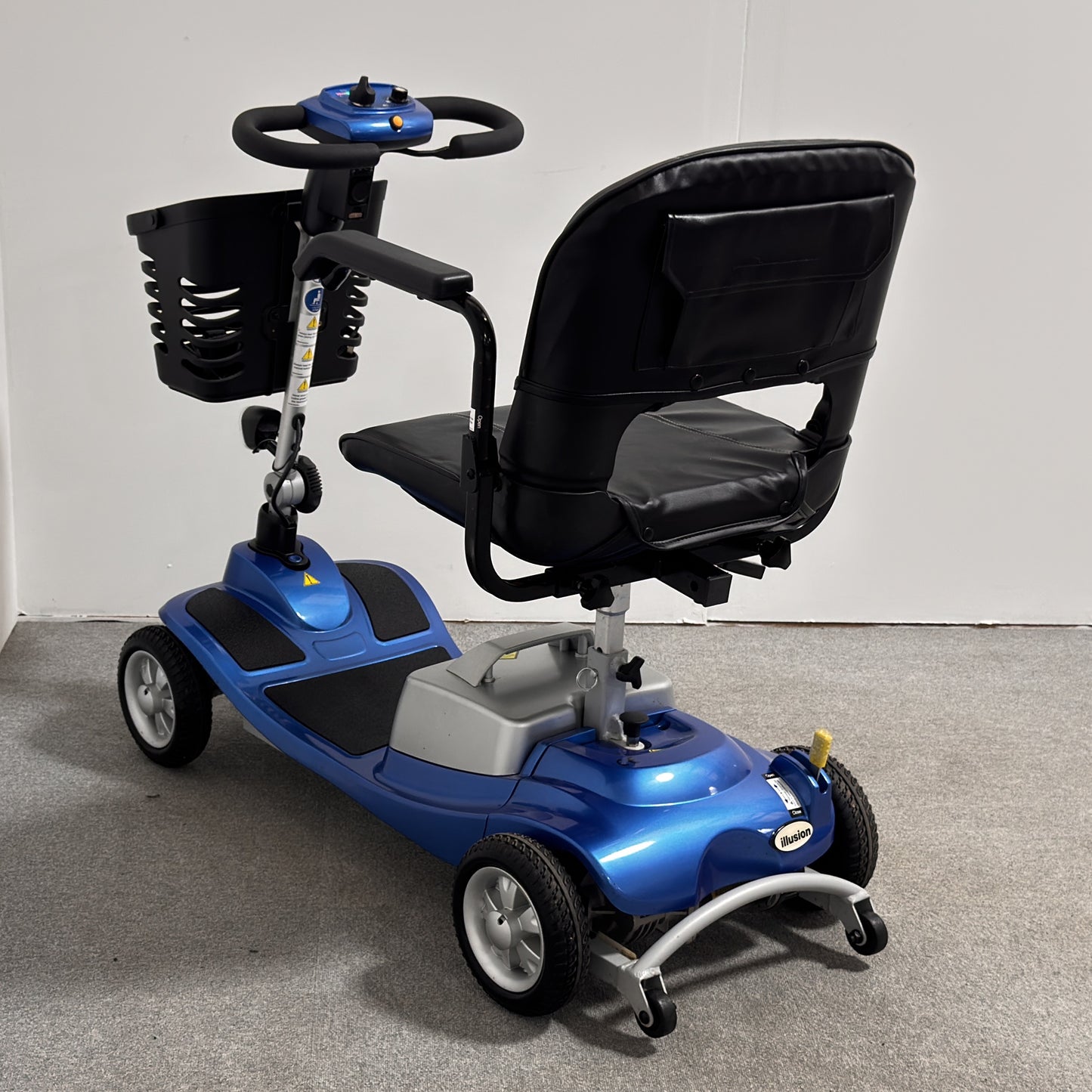 Komfi Rider Illusion (2025)