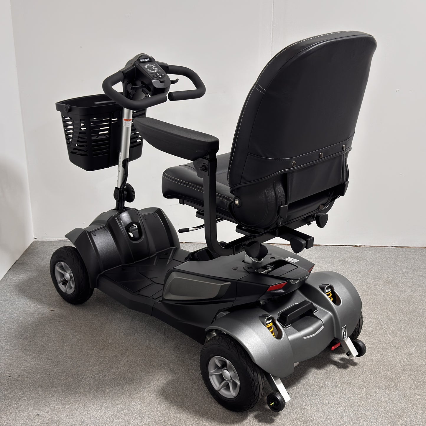 Motion Healthcare Aura (2025)