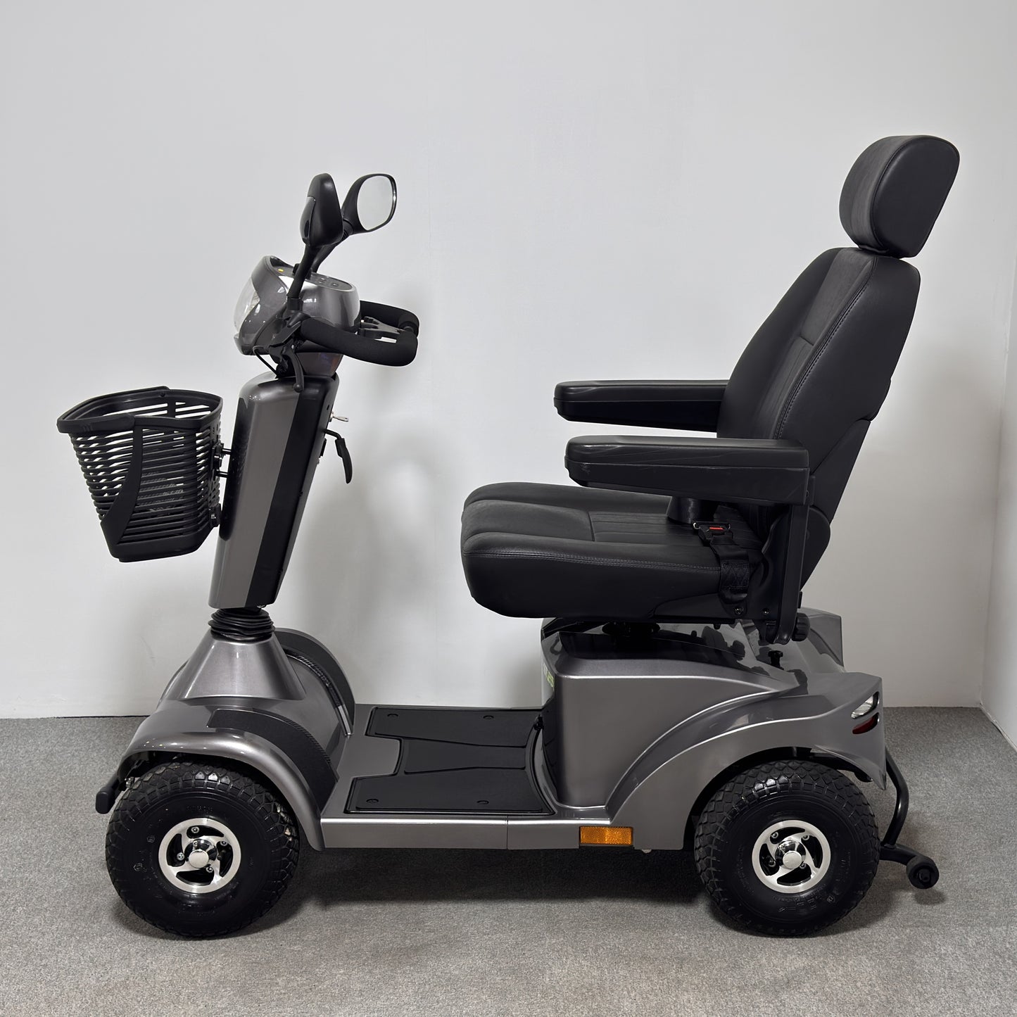 Sunrise Medical STERLING S425