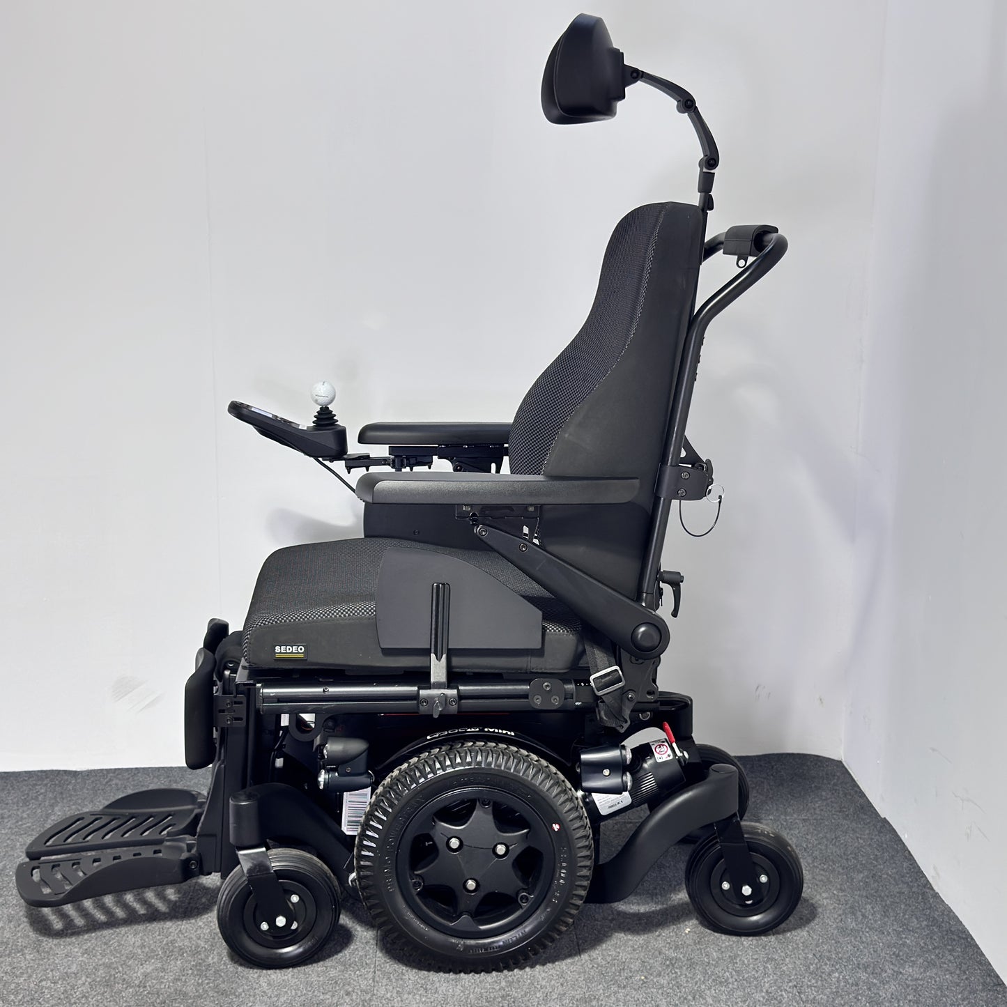 Sunrise Medical QUICKIE Q300 M Mini Sedeo Pro (2025)