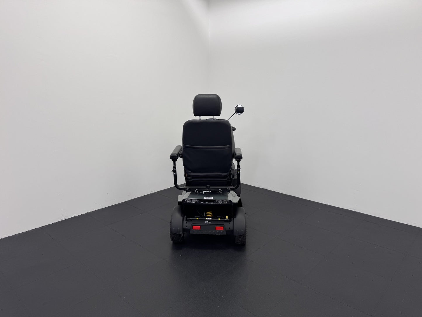 Pride Mobility Colt Executive Smoke Grey (2024)