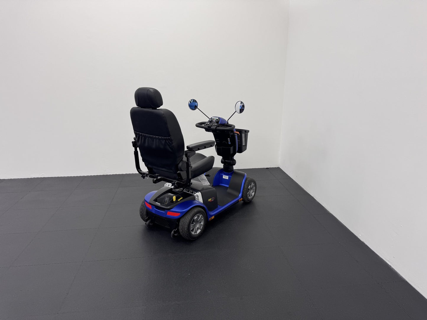 Pride Mobility Colt Deluxe 2.0 Ocean Blue (2021)