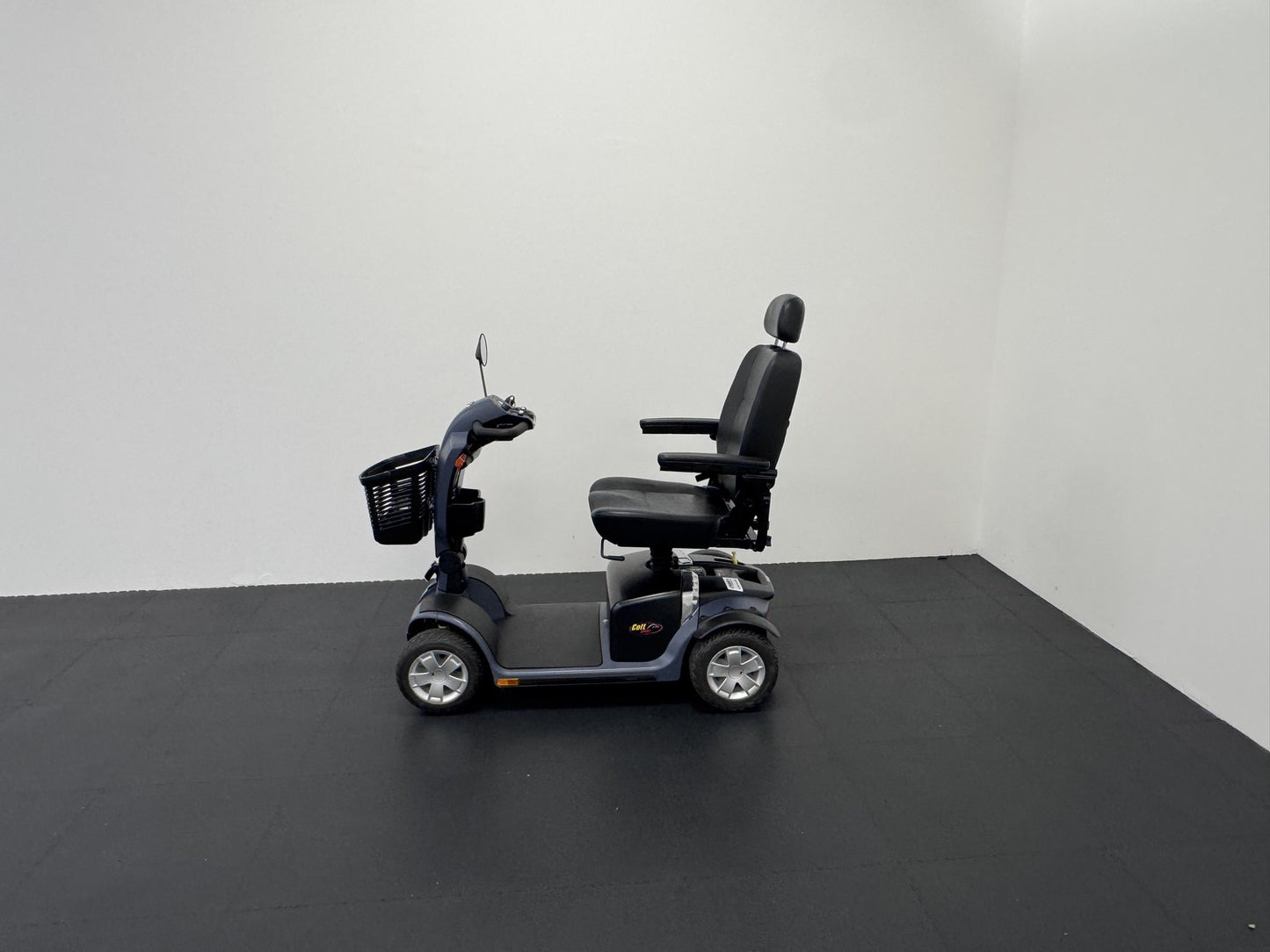 Pride Mobility Colt Sport 2.0 Gunmetal Grey (2023)