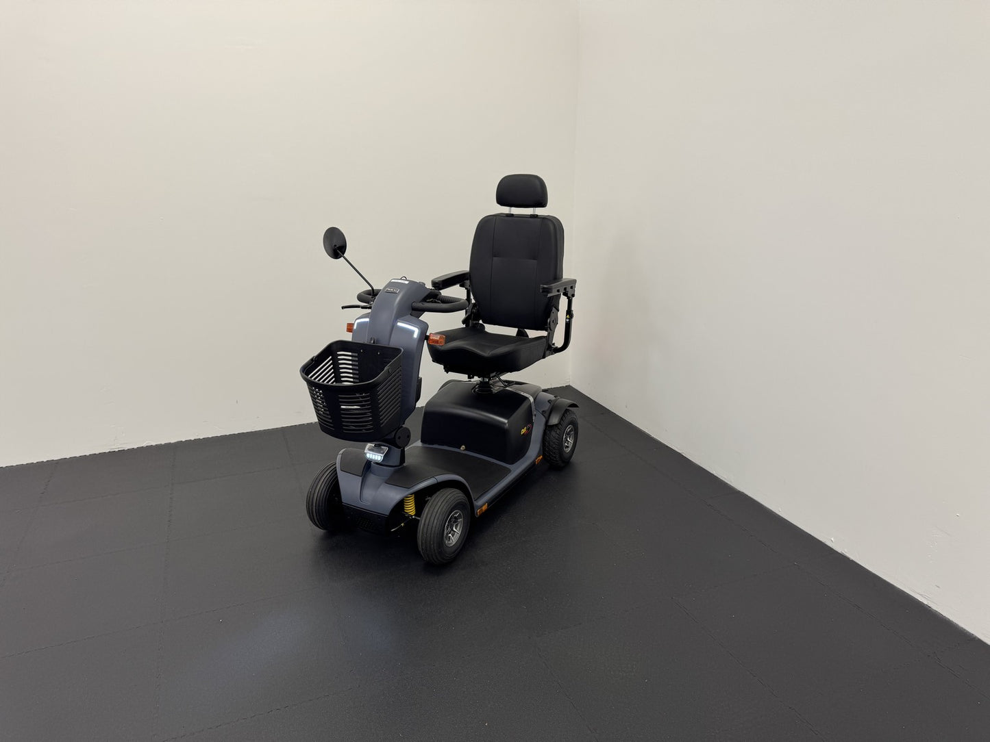 Pride Mobility Colt Sport 2.0 Smoke Grey (2024)