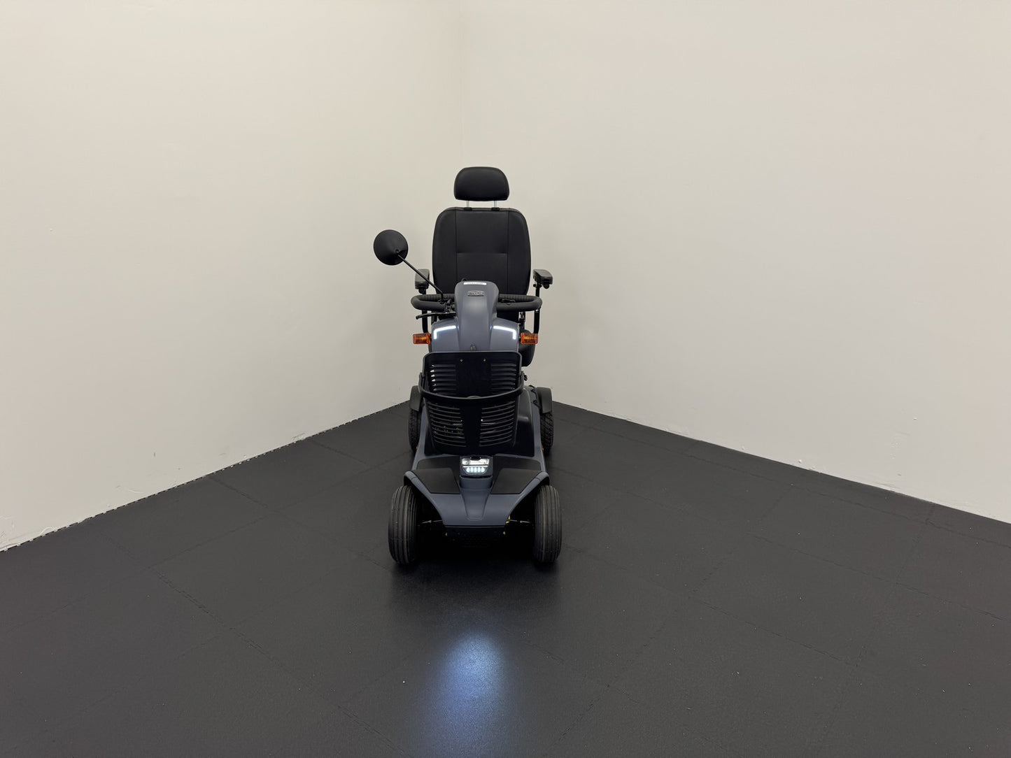 Pride Mobility Colt Sport 2.0 Smoke Grey (2024)