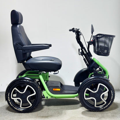 Scoozy S800 by Sunrise Medical (2025)