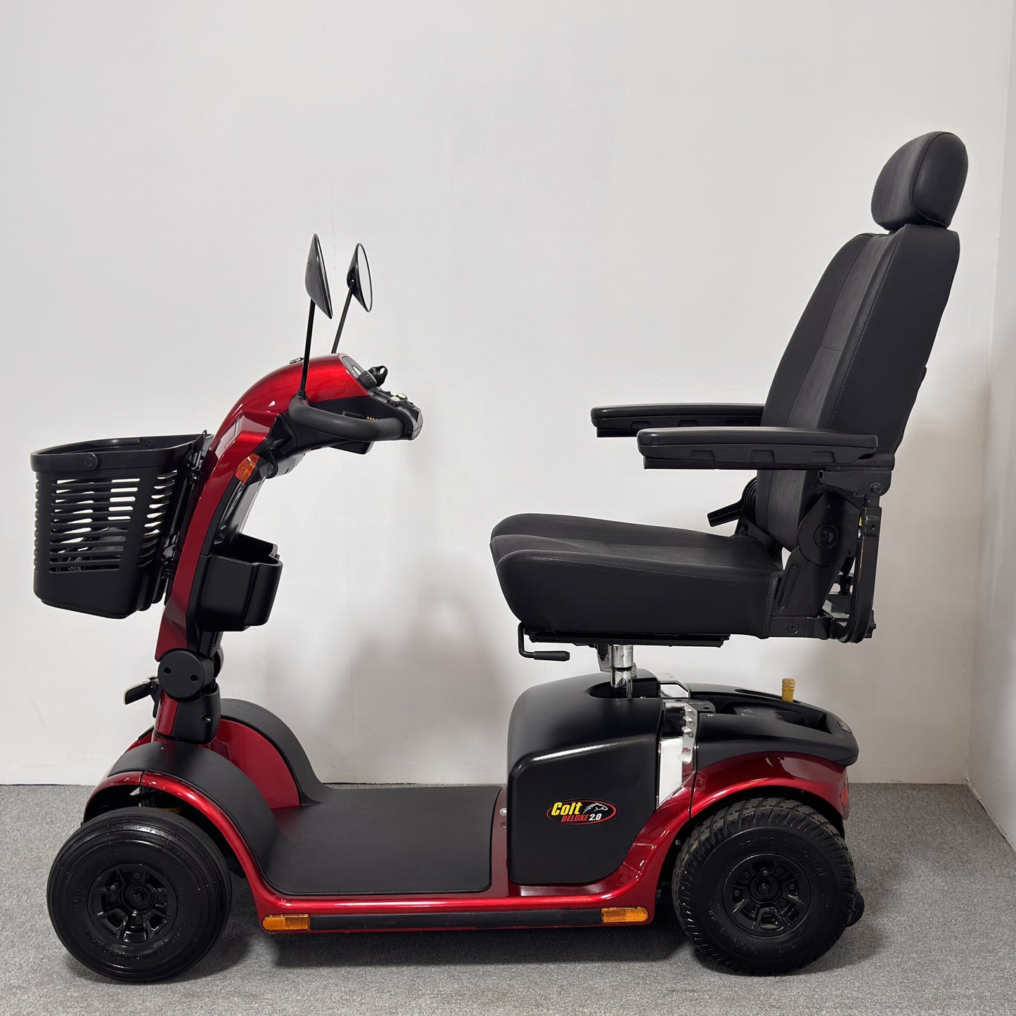 Pride Mobility Colt Deluxe 2.0 (2022)