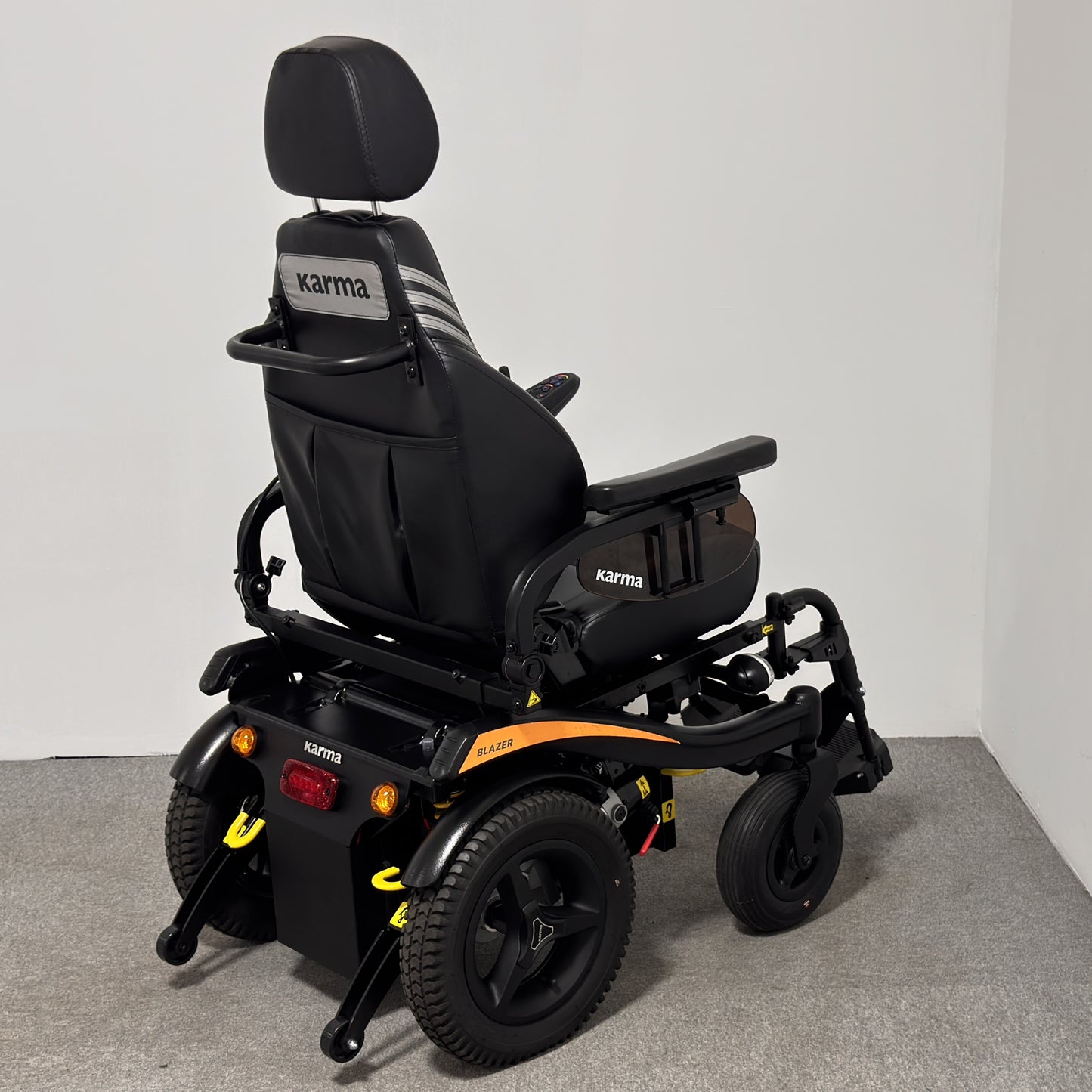 Karma Blazer 2 Captain Seat (2024)