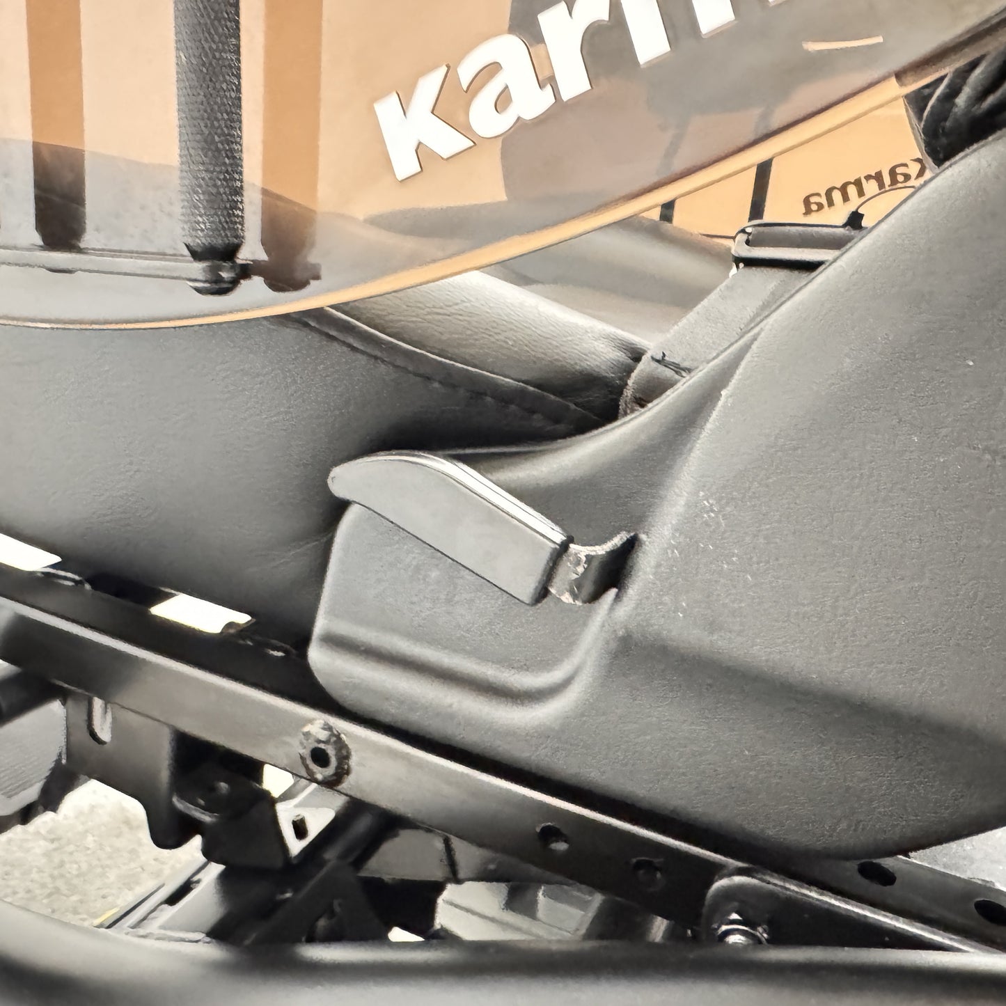 Karma Blazer 2 Captain Seat (2024)
