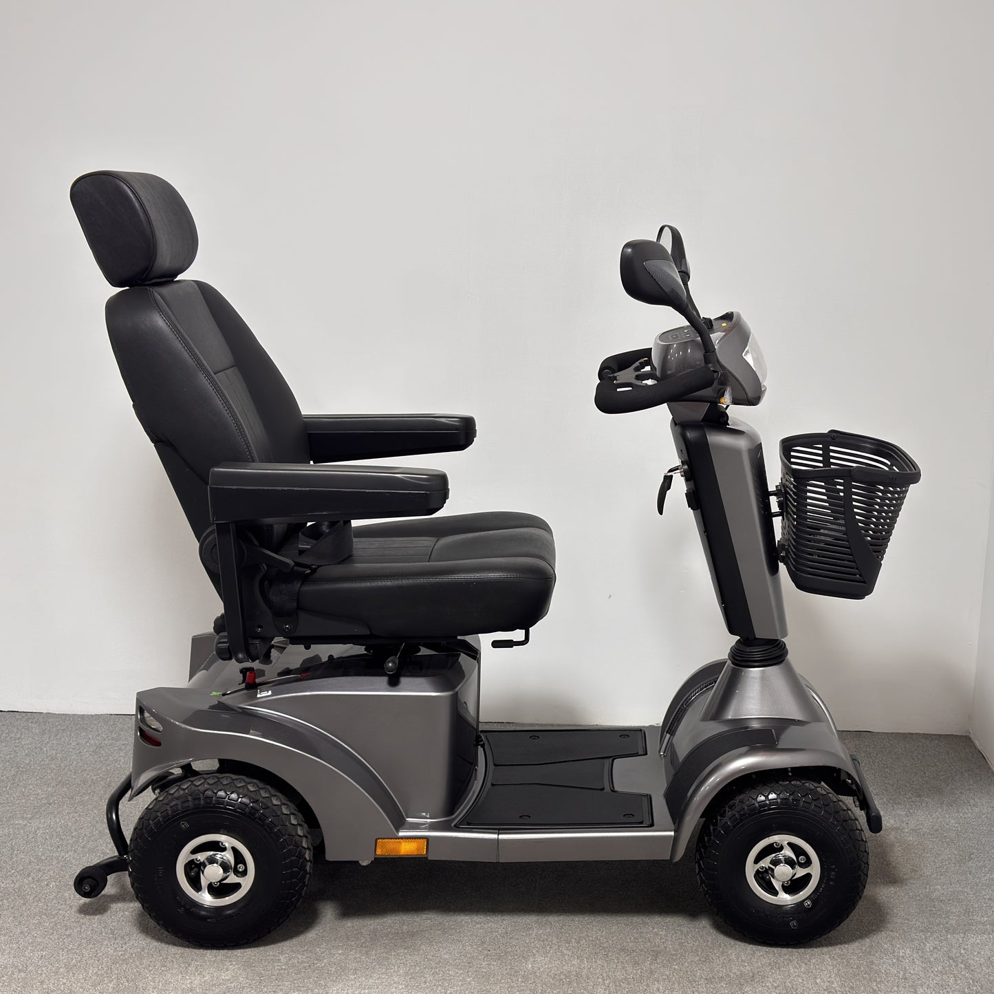 Sunrise Medical STERLING S425