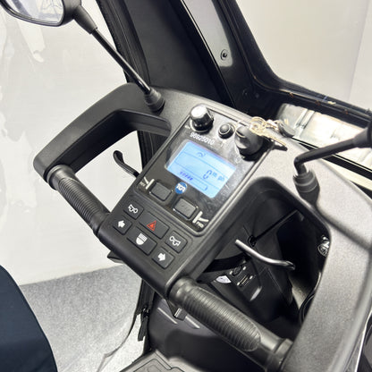 TGA Mobility Breeze Midi 4 with Canopy (2025)