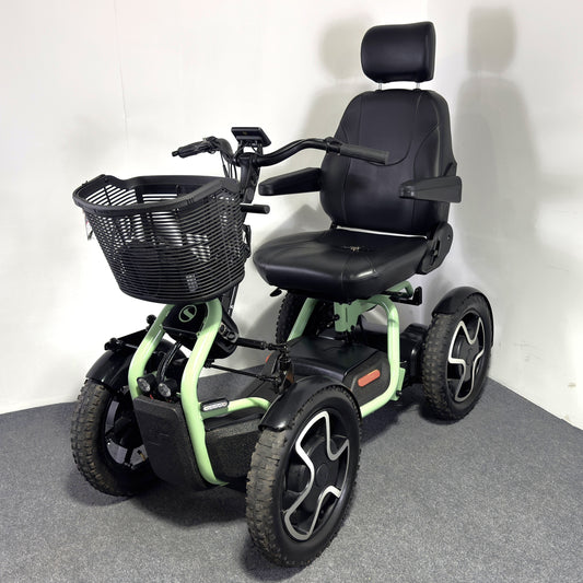 Scoozy S800 by Sunrise Medical (2025)