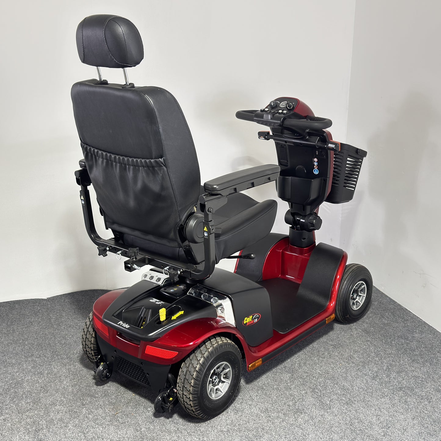 Pride Mobility Colt Deluxe 2.0 (2025)