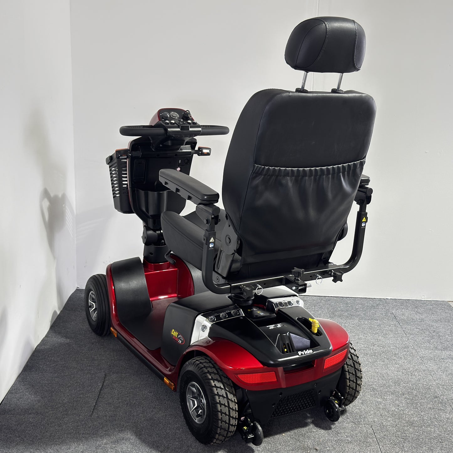 Pride Mobility Colt Deluxe 2.0 (2025)