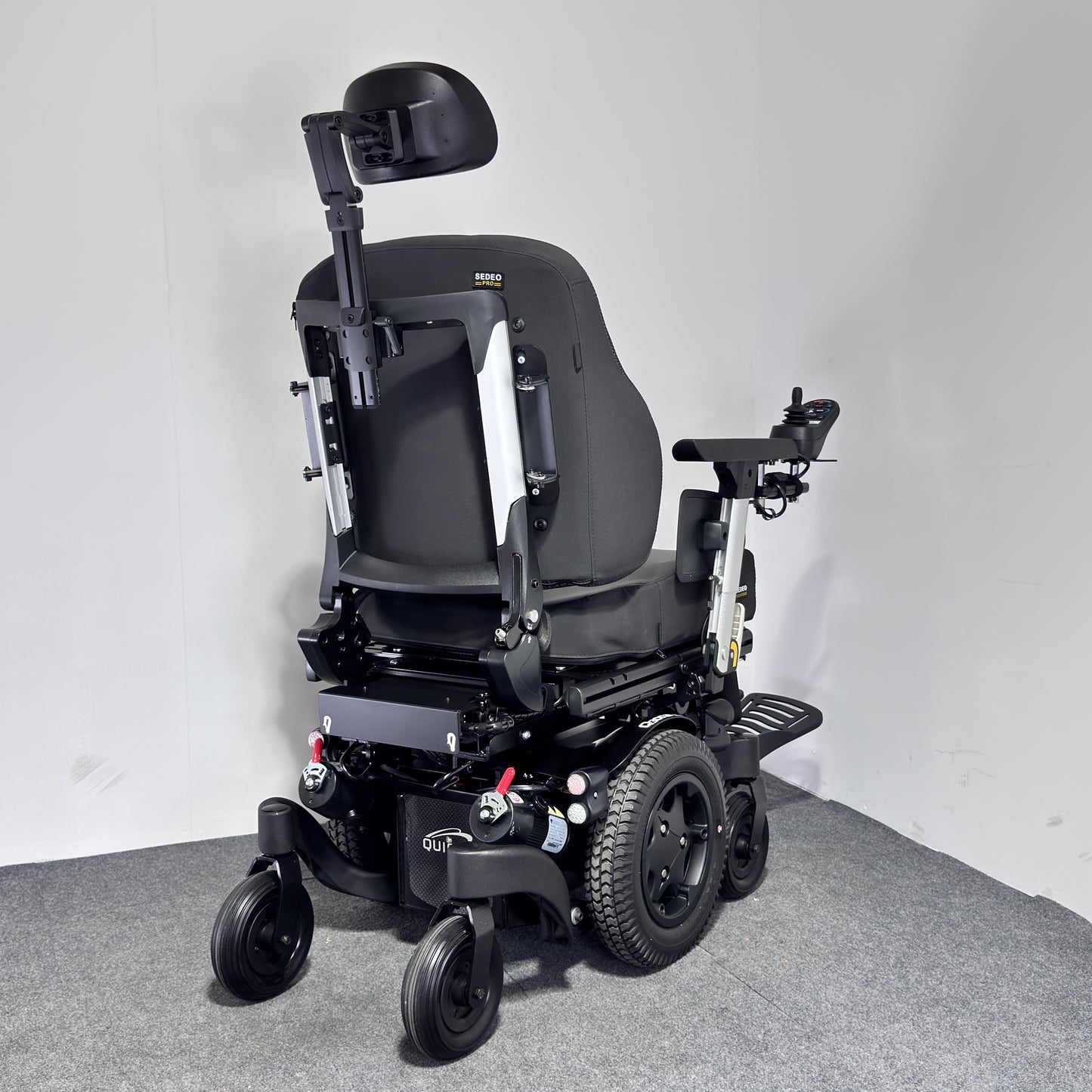 Sunrise Medical QUICKIE Q300 M Mini Sedeo Pro (2025)