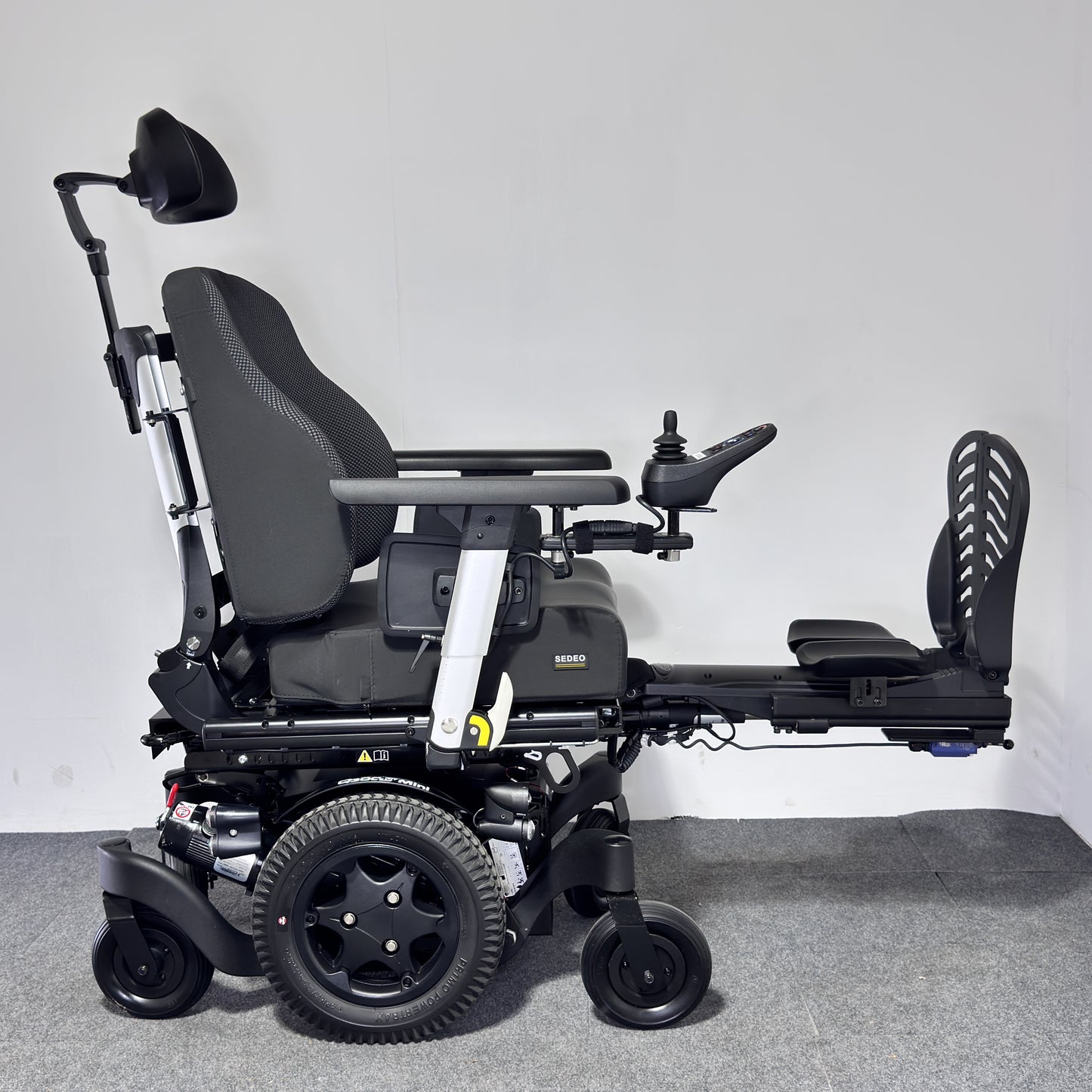 Sunrise Medical QUICKIE Q300 M Mini Sedeo Pro (2025)