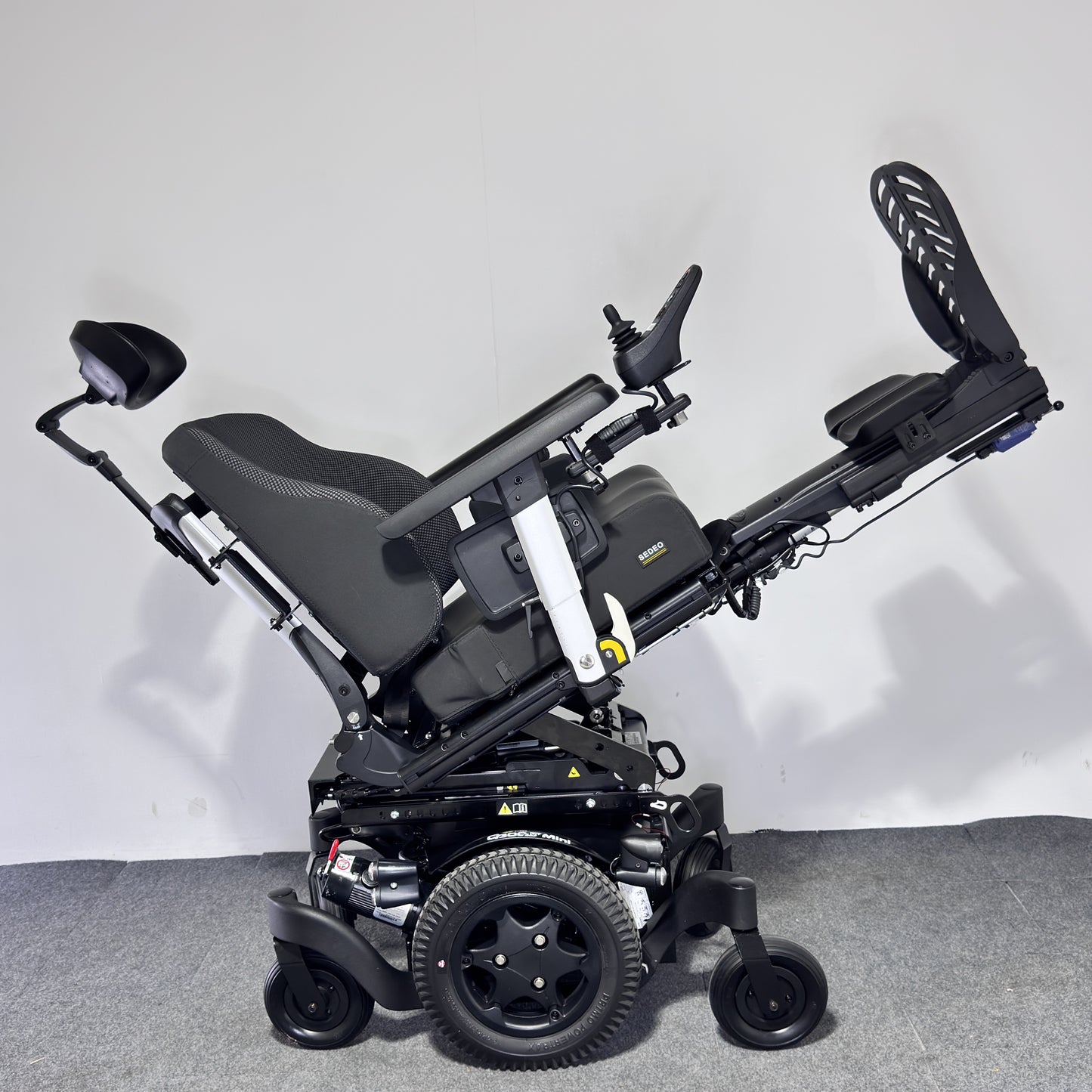 Sunrise Medical QUICKIE Q300 M Mini Sedeo Pro (2025)